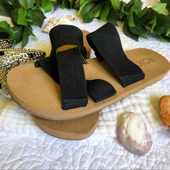 Roxy Shoes - 3/$30 Roxy Black Slide Sandals